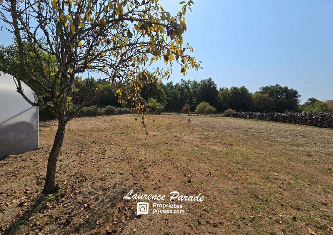 Maison à SAINT-MICHEL-DE-DOUBLE