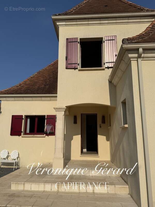 Maison à SAINT-MICHEL-DE-DOUBLE