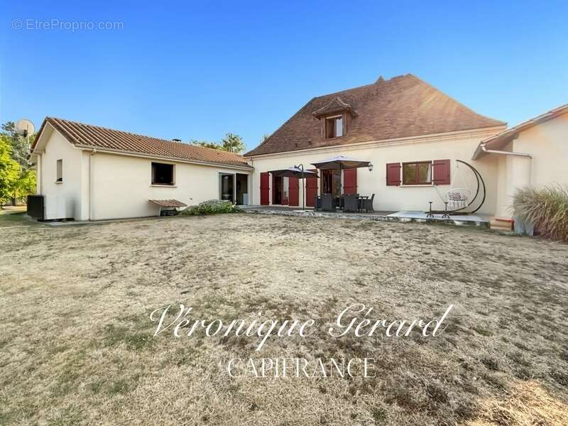 Maison à SAINT-MICHEL-DE-DOUBLE