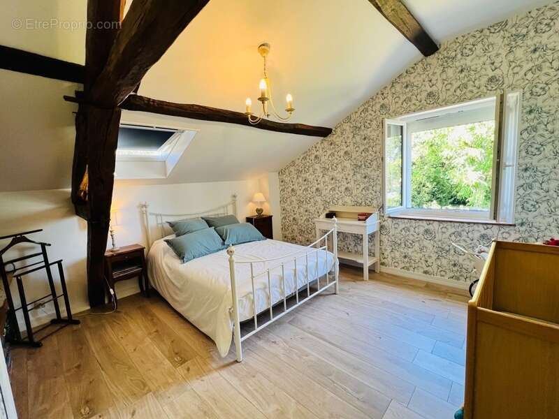 Maison à SAINT-JULIEN-L&#039;ARS