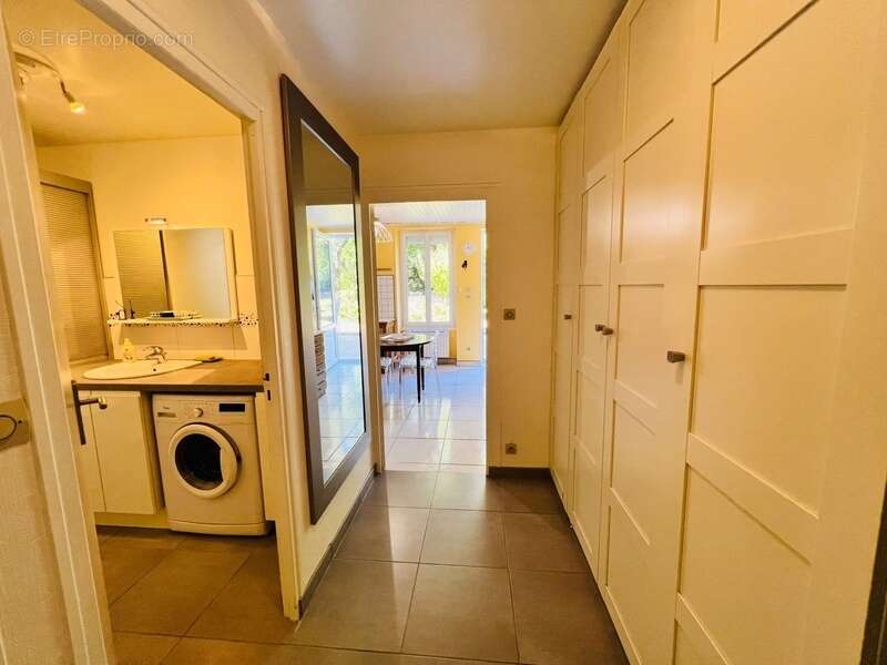 Maison à SAINT-JULIEN-L&#039;ARS