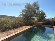 Maison à LES ISSAMBRES