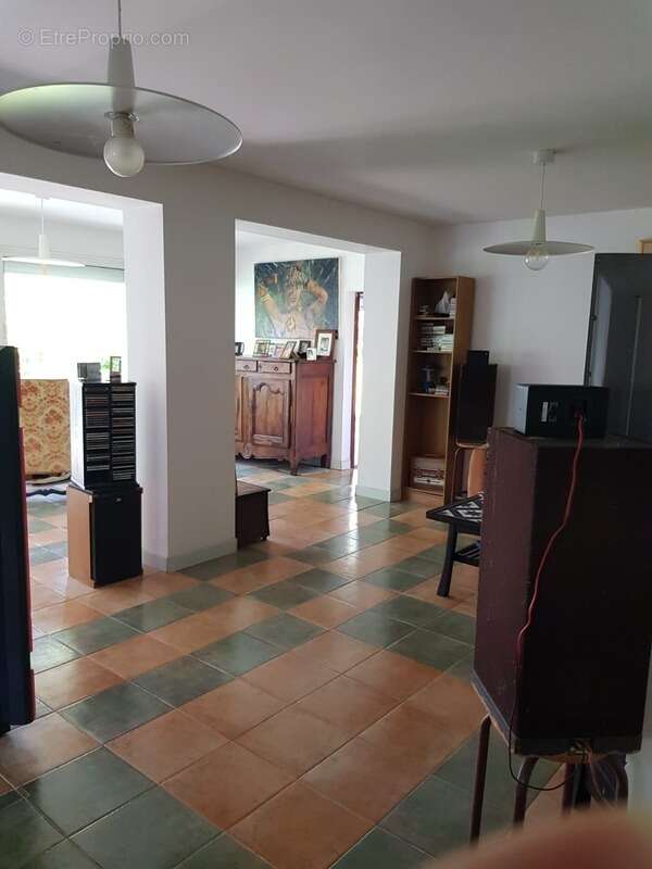 Maison à MOULES-ET-BAUCELS