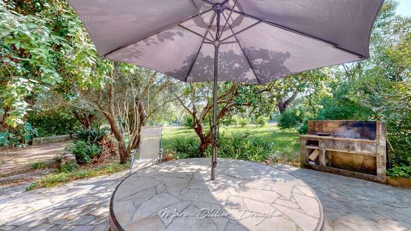 Maison à MOULES-ET-BAUCELS