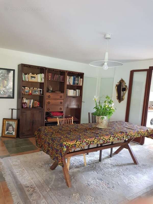 Maison à MOULES-ET-BAUCELS