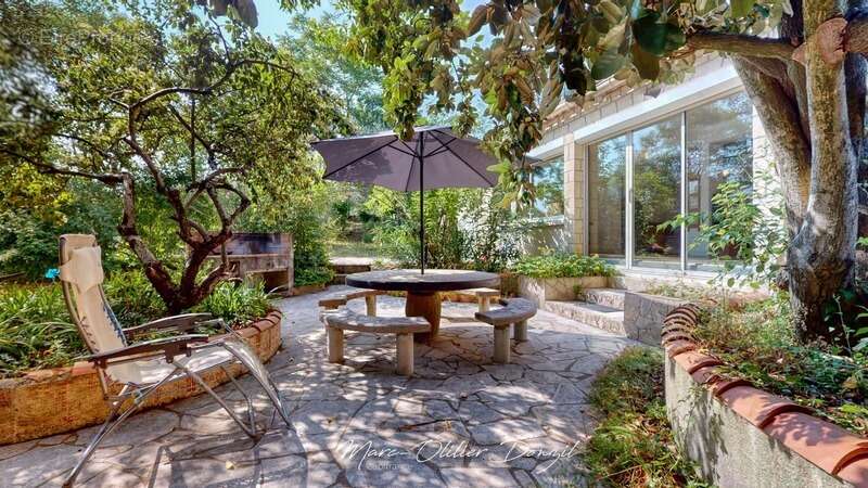 Maison à MOULES-ET-BAUCELS