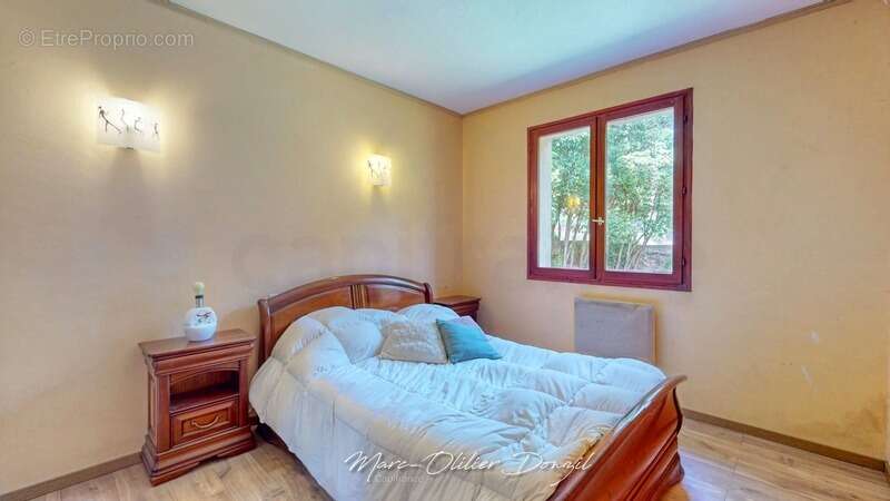 Maison à MOULES-ET-BAUCELS