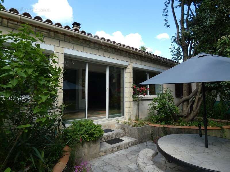 Maison à MOULES-ET-BAUCELS