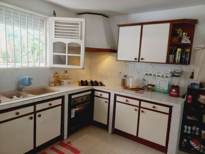 Maison à BASSE-TERRE