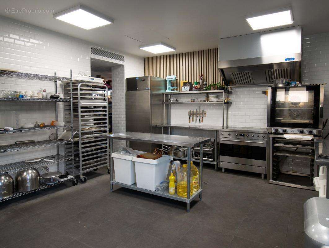 Commerce à CAGNES-SUR-MER