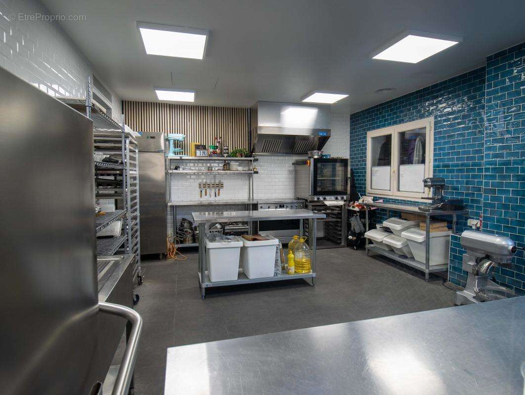 Commerce à CAGNES-SUR-MER