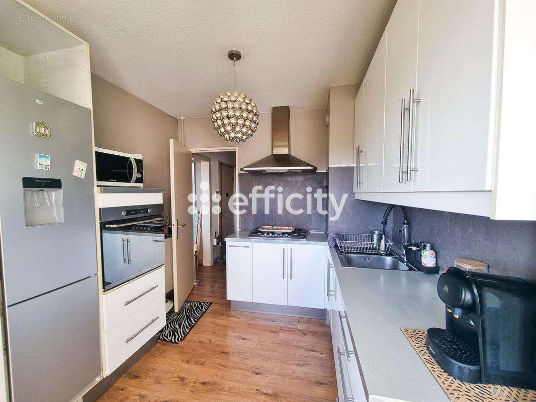 Appartement à LE CANNET