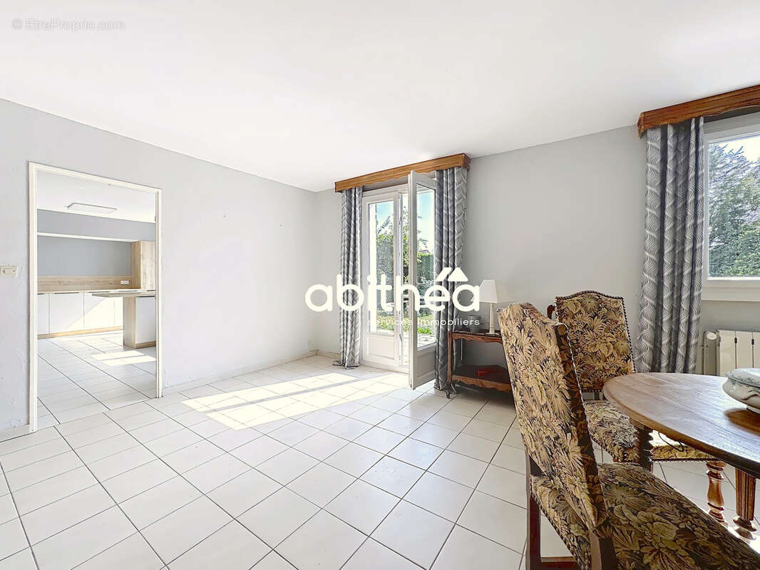 Maison à SAINTE-CATHERINE