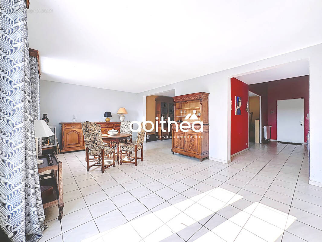 Maison à SAINTE-CATHERINE