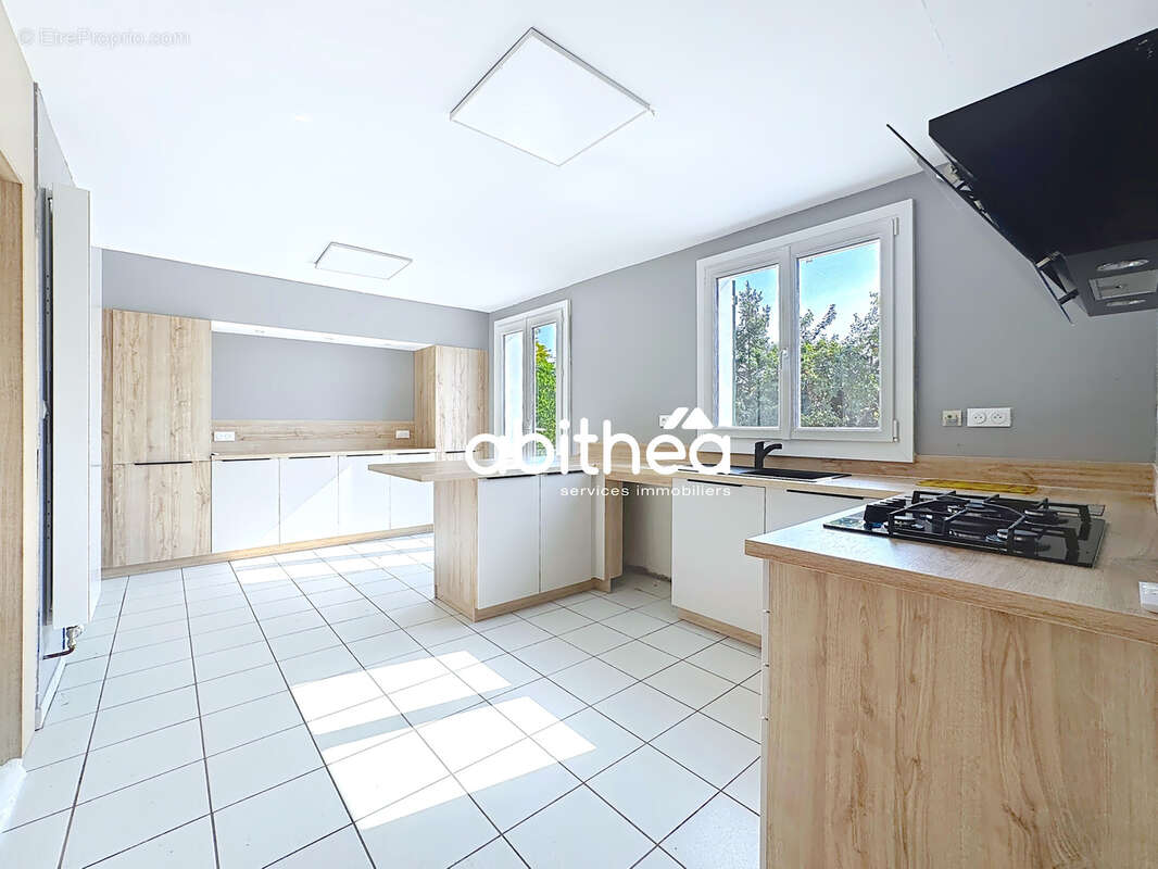 Maison à SAINTE-CATHERINE