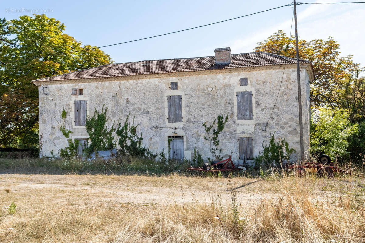 Maison à BOURG-DE-VISA