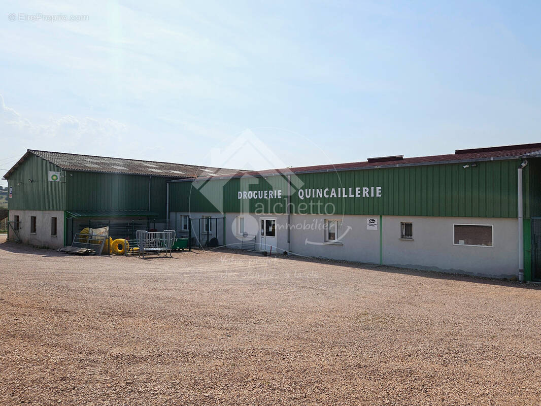 Commerce à LE DONJON