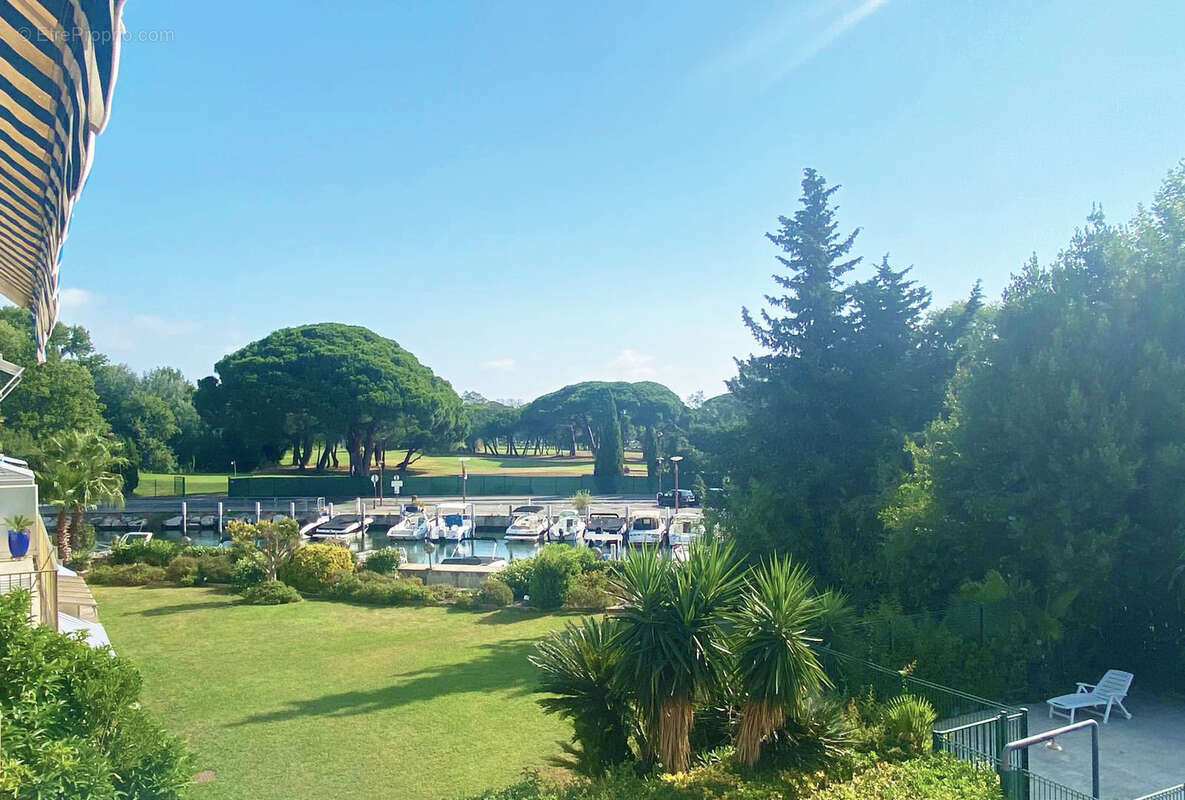 Appartement à MANDELIEU-LA-NAPOULE