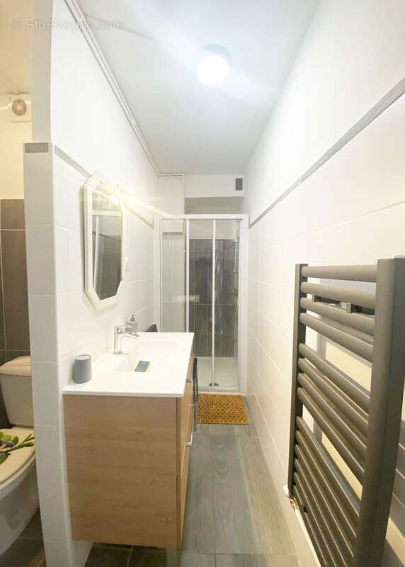 Appartement à MANDELIEU-LA-NAPOULE