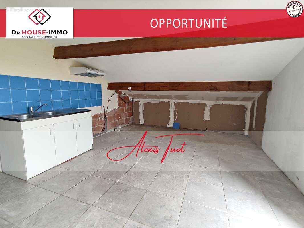 Maison à AMBARES-ET-LAGRAVE