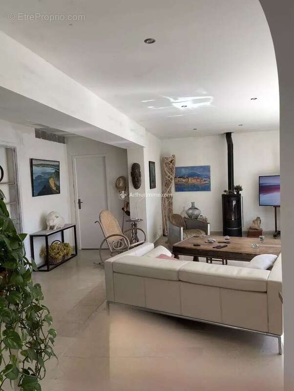 Maison à SIX-FOURS-LES-PLAGES