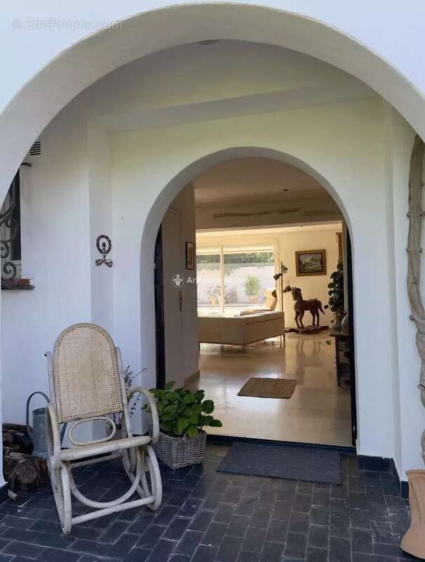 Maison à SIX-FOURS-LES-PLAGES