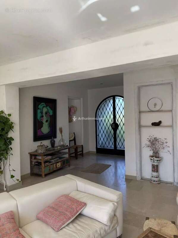 Maison à SIX-FOURS-LES-PLAGES