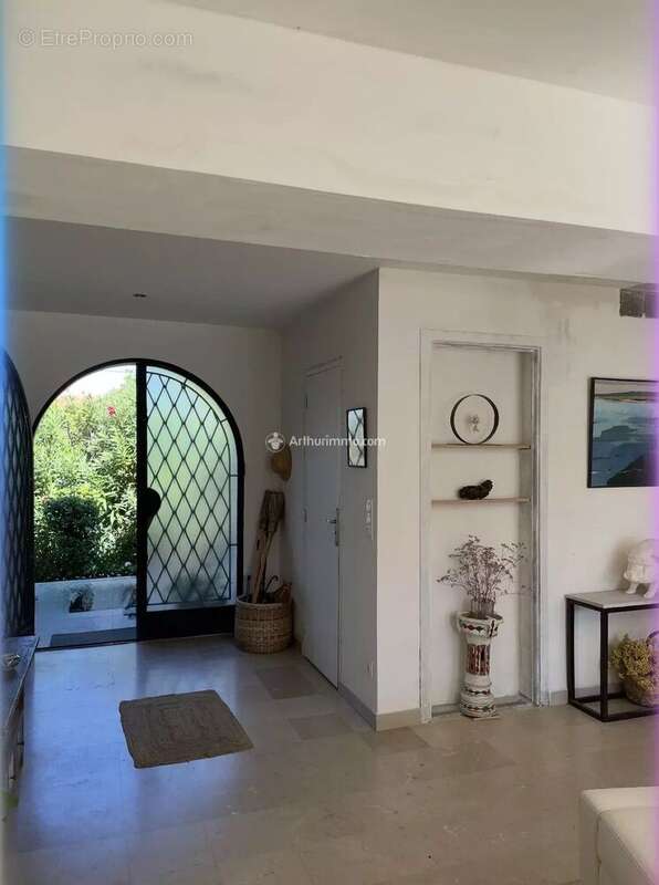 Maison à SIX-FOURS-LES-PLAGES