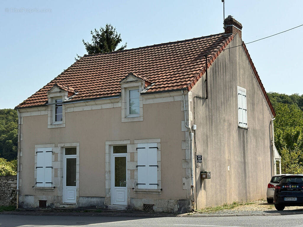 Maison à SAINT-MARCEL