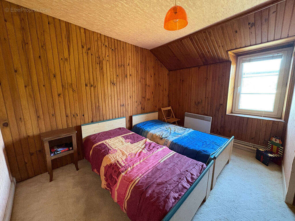 Maison à SAINT-MARCEL