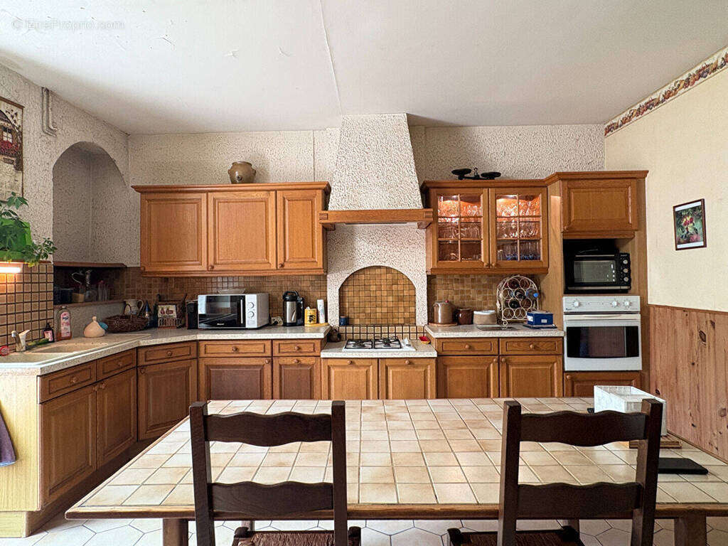 Maison à SAINT-MARCEL