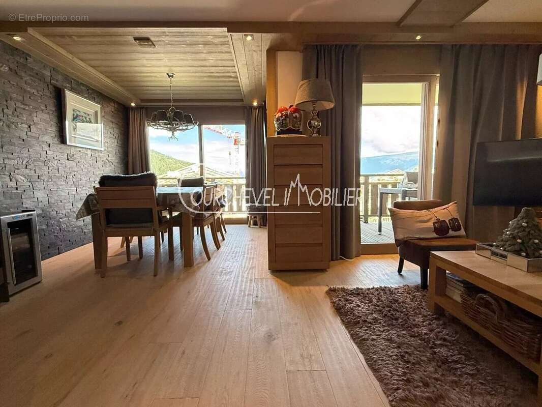 Appartement à LA PERRIERE