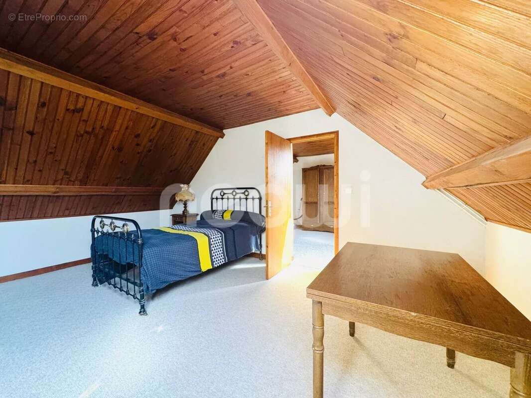 Maison à SAINT-ELOY-LES-MINES