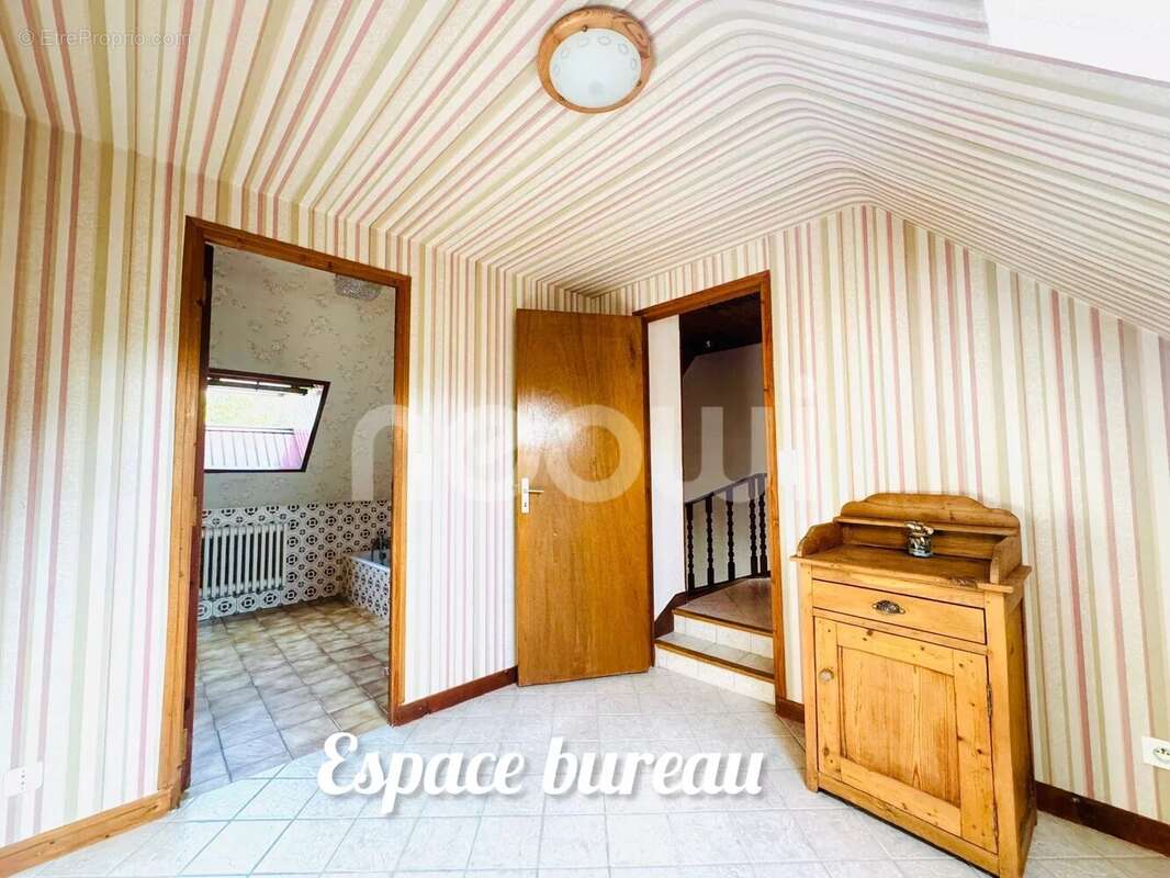 Maison à SAINT-ELOY-LES-MINES