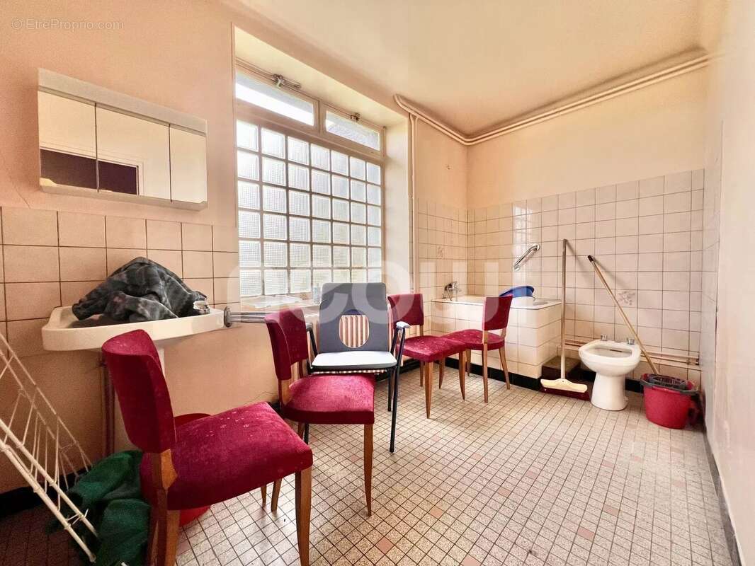 Maison à SAINT-GEORGES-DE-MONS