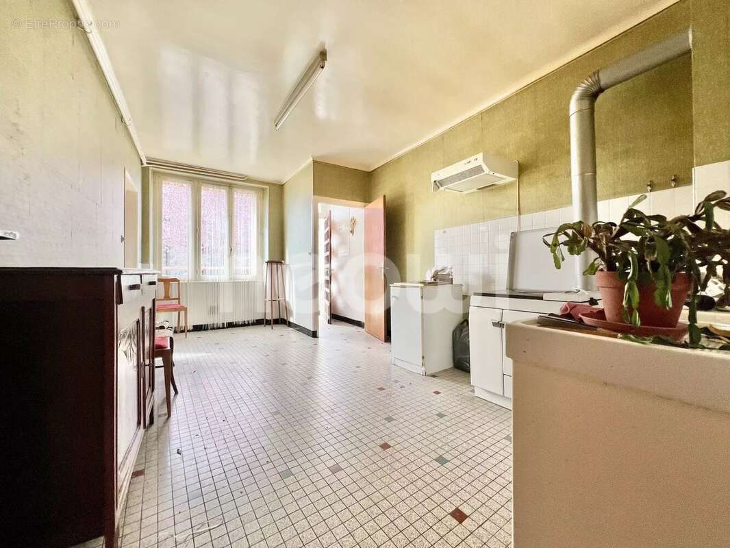 Maison à SAINT-GEORGES-DE-MONS