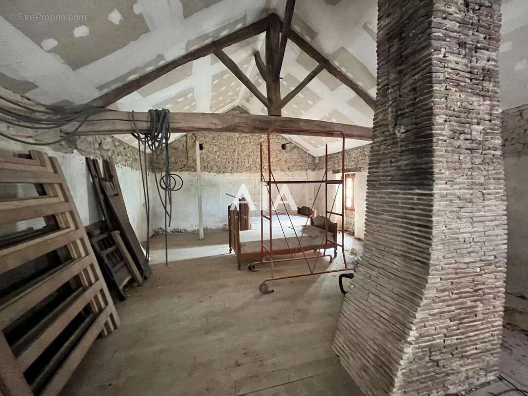 Maison à FONTENILLE