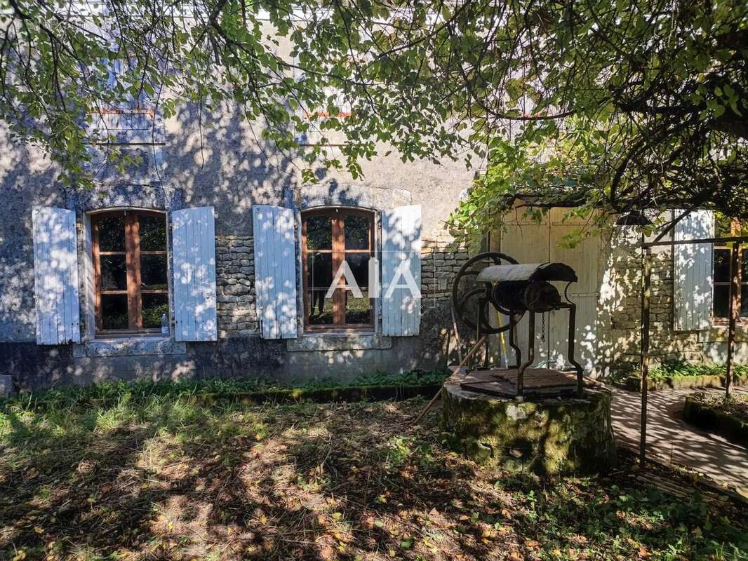 Maison à FONTENILLE