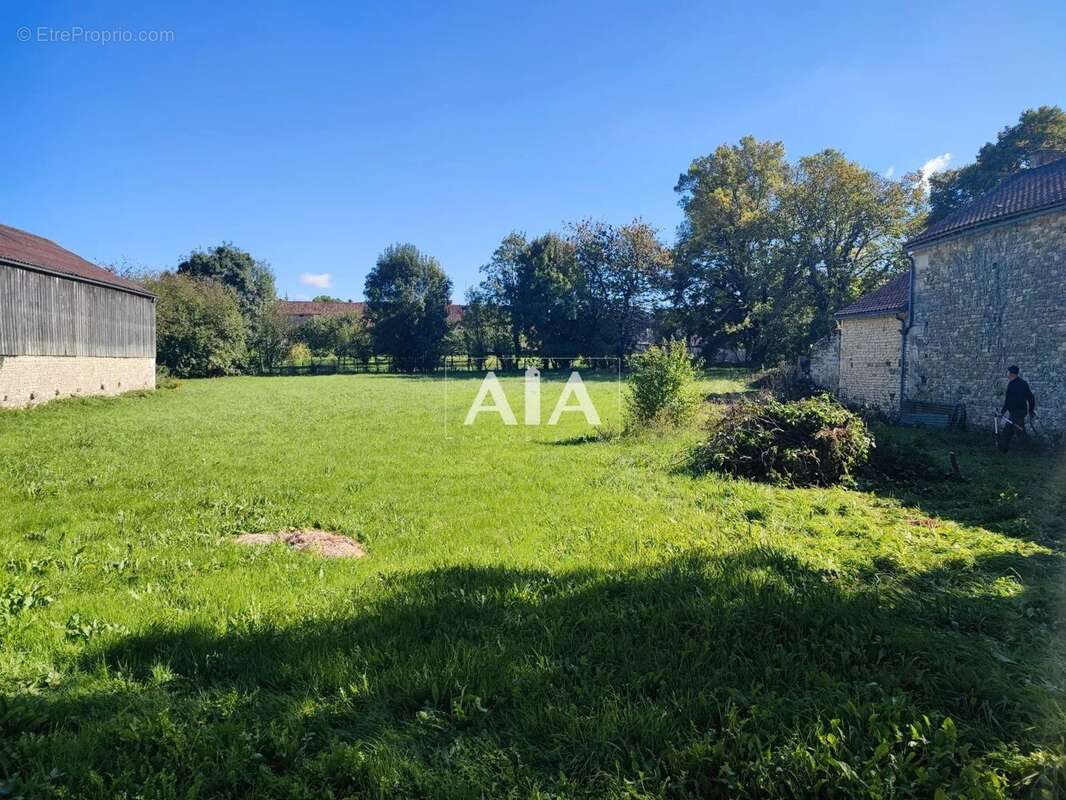 Maison à FONTENILLE