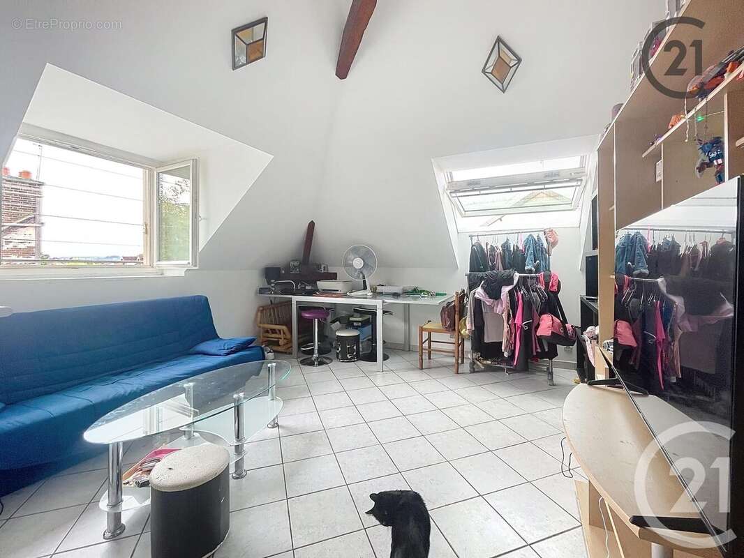 Appartement à SAINTE-SAVINE