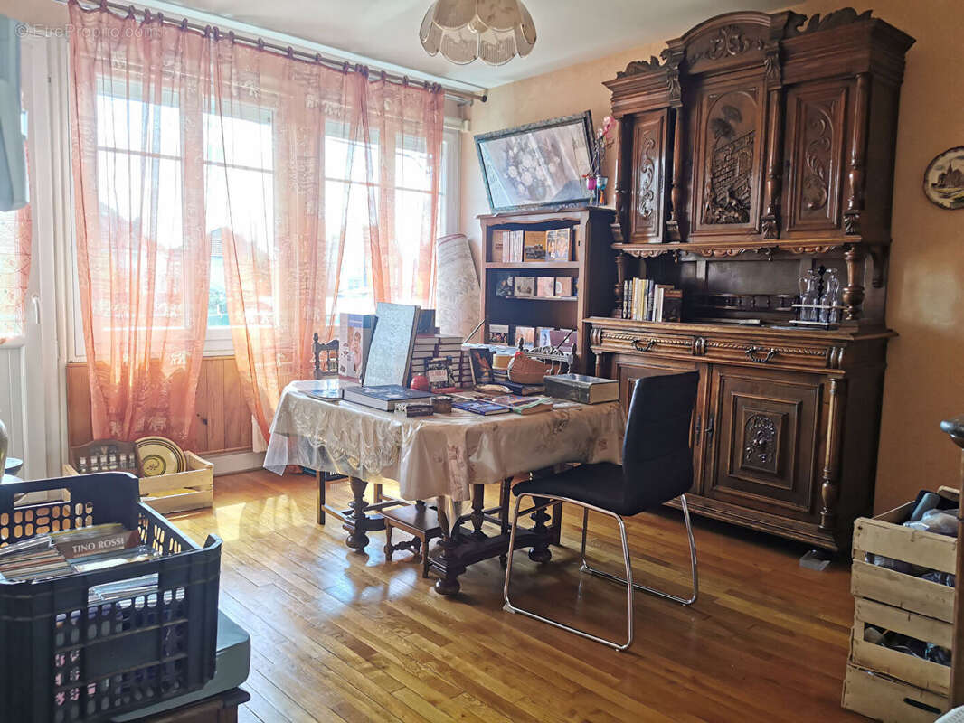 Maison à CHATELLERAULT