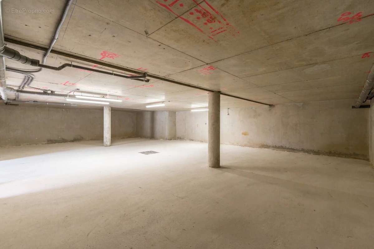 Appartement à CARROS