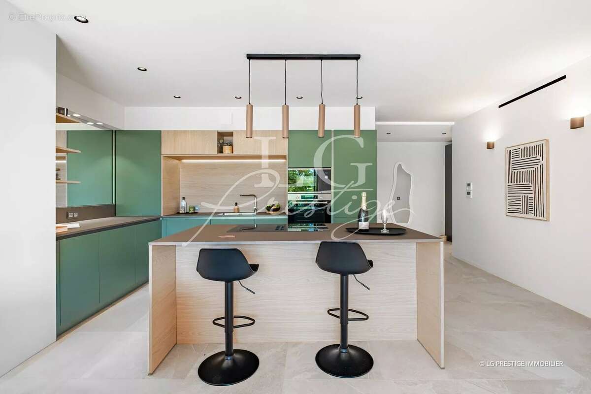 Appartement à LES ADRETS-DE-L&#039;ESTEREL