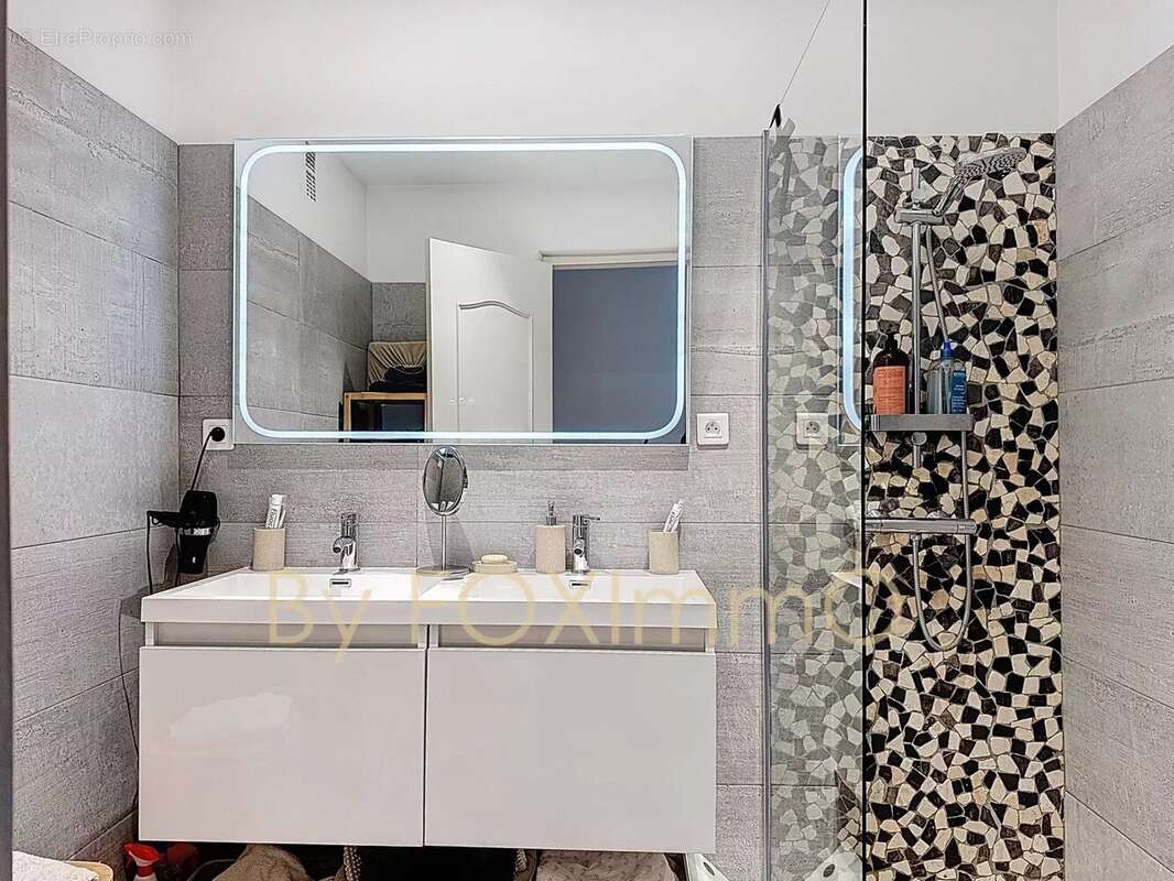 Appartement à CAGNES-SUR-MER