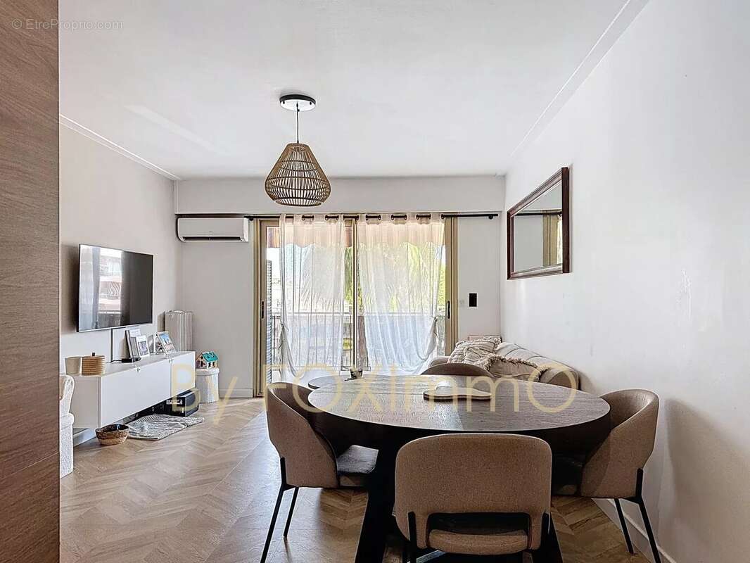 Appartement à CAGNES-SUR-MER