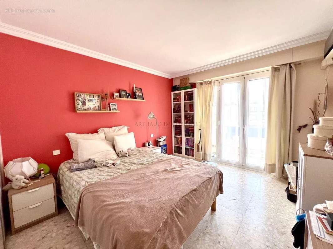 Appartement à LE CANNET