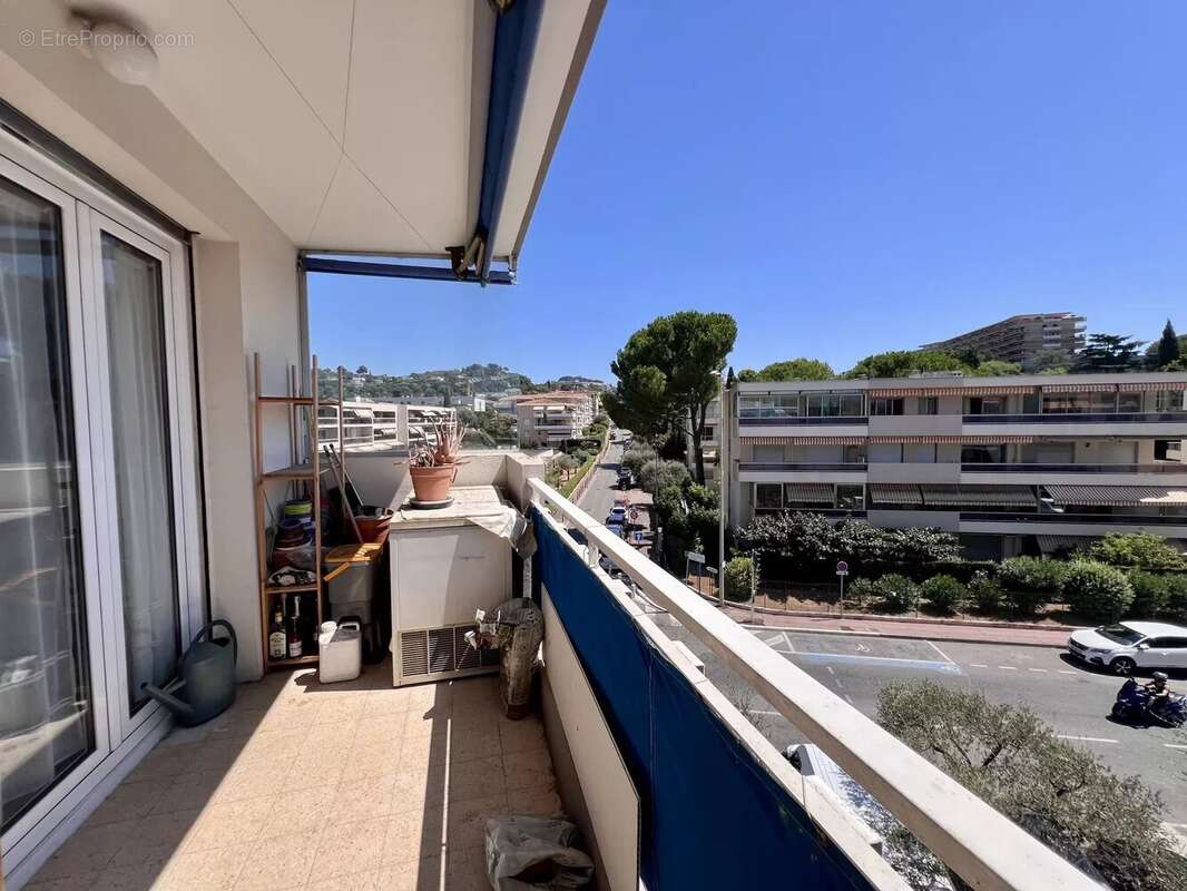 Appartement à LE CANNET