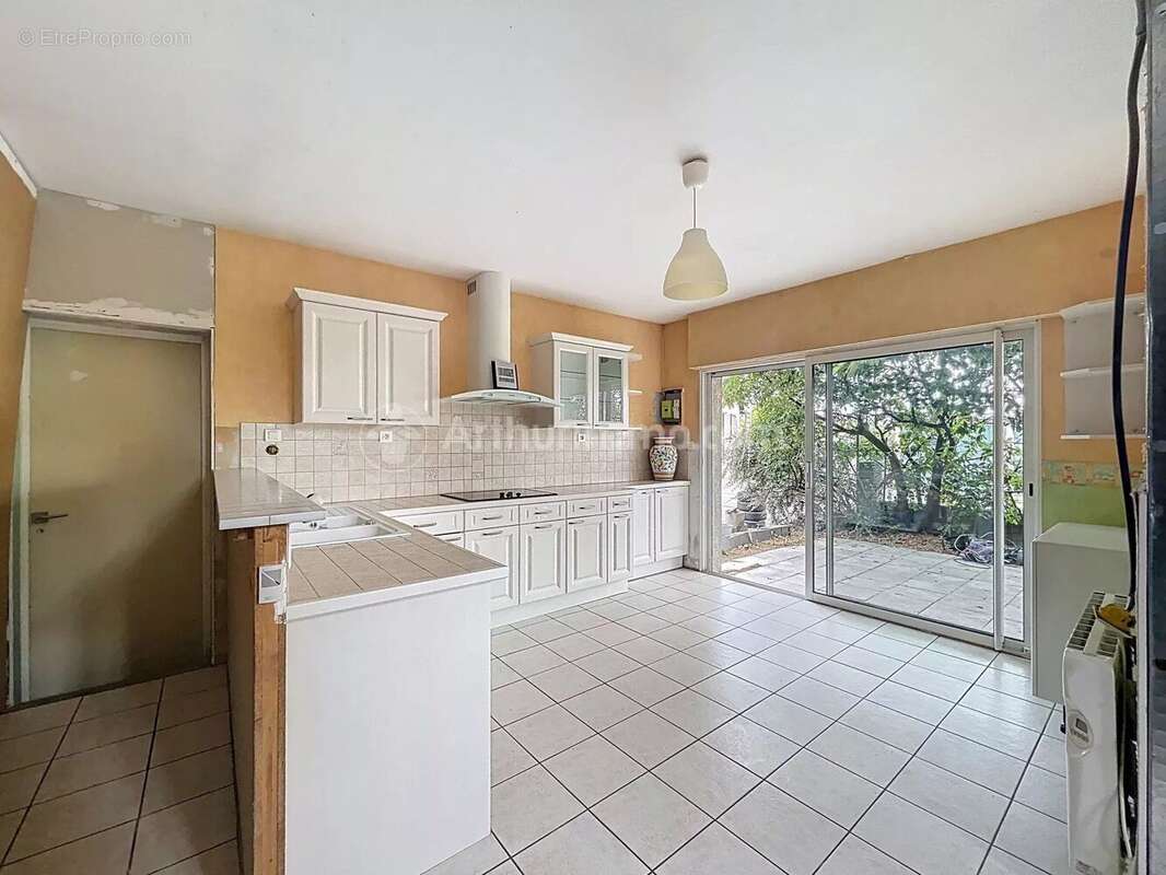 Maison à CLERMONT-FERRAND