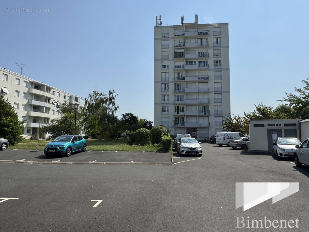 Appartement à OLIVET