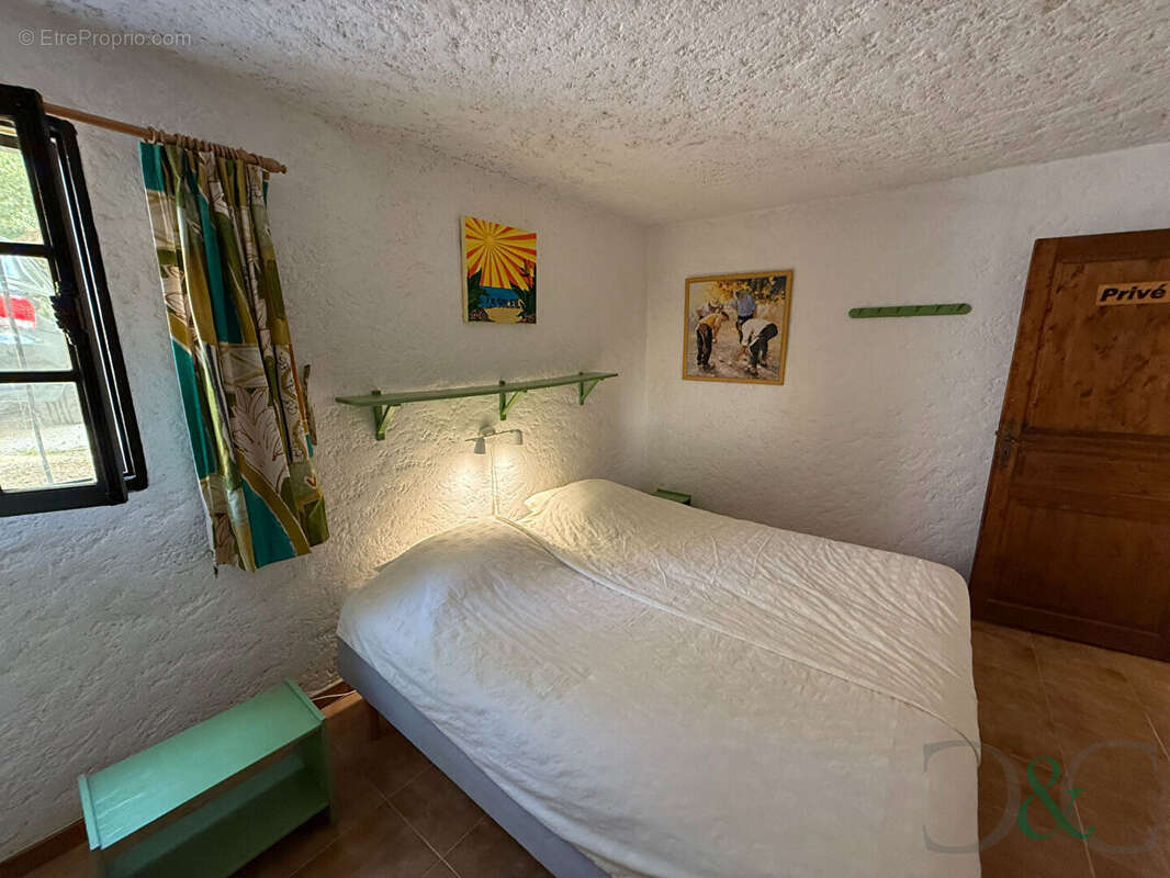 Maison à BORMES-LES-MIMOSAS